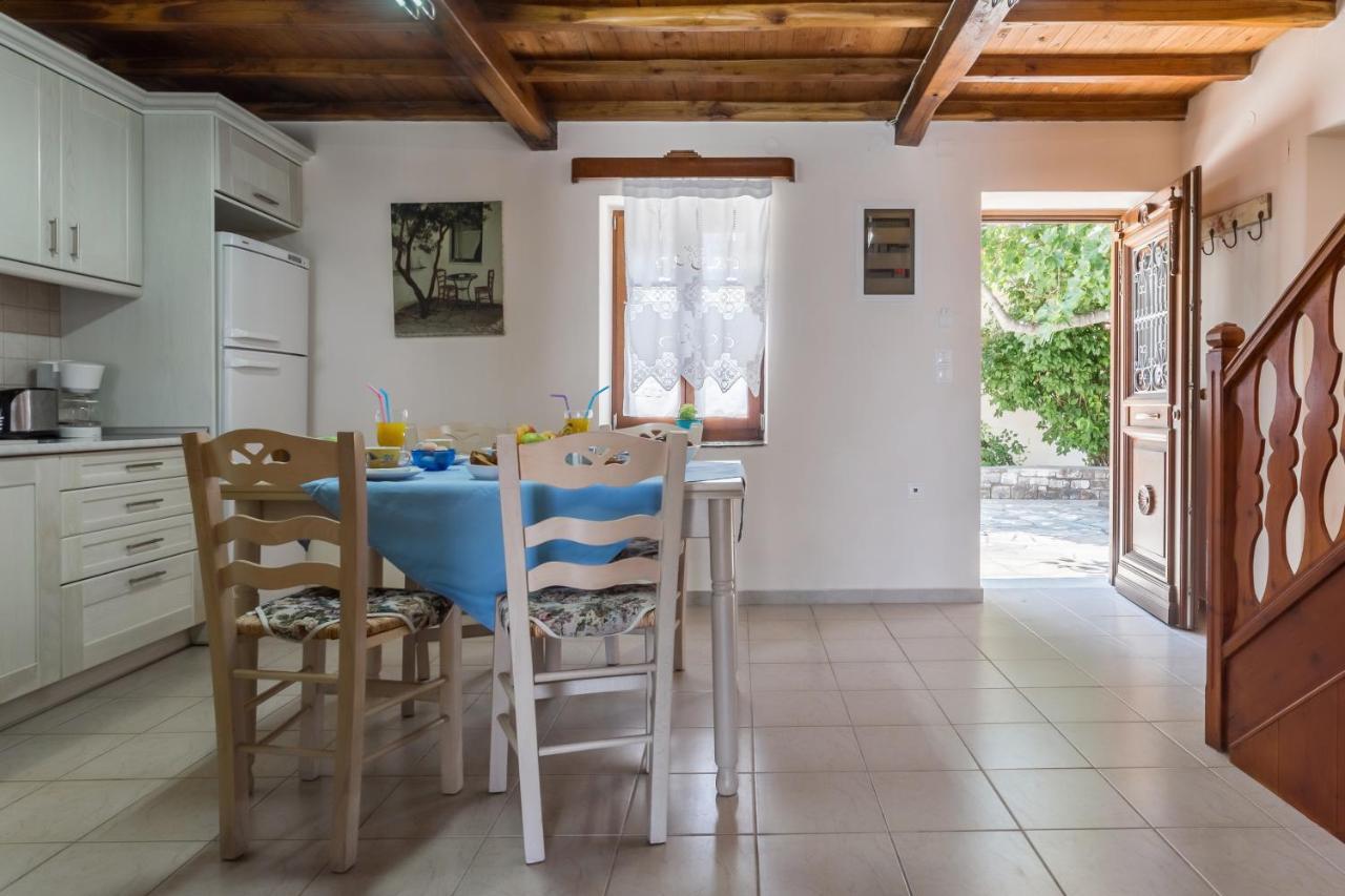Country Villa Ouranos Skopelos Town Bagian luar foto